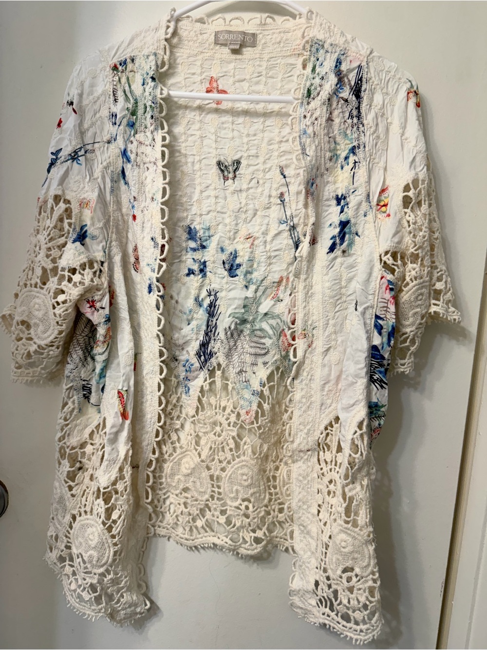 Sorrento Crocheted Floral Kimono - White with Multicolor Print